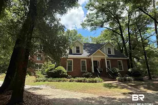 676 Colonial Dr, Fairhope, AL 36532 - Photo 1