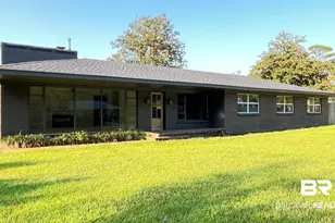 703 Bellangee Ave, Fairhope, AL 36532 - Photo 1