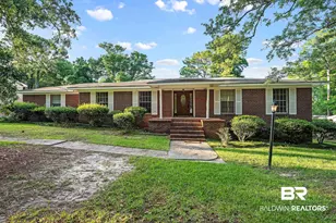 135 Pineridge Rd, Daphne, AL 36526 - Photo 1