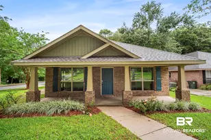 501 Charing Cross St, Fairhope, AL 36532 - Photo 1