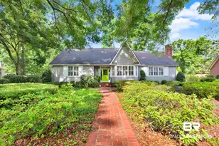 706 Holly Dr, Fairhope, AL 36532 - Photo 1