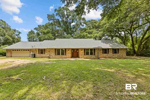 20010 Oakdale Ln, Robertsdale, AL 36567 - Photo 1