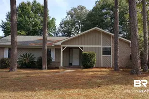 107 Brentwood Dr, Daphne, AL 36526 - Photo 1