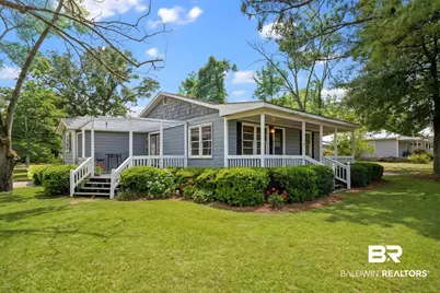 358 Pecan Avenue, Fairhope, AL 36532 - Photo 1