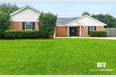 105 Oakwood Avenue, Fairhope, AL 36532 - Photo 1