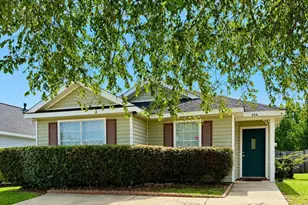 406 S Belle Chase Ct, Fairhope, AL 36532 - Photo 1