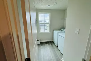 1556 Knights Way, Sidney, OH 45365 - Photo 9