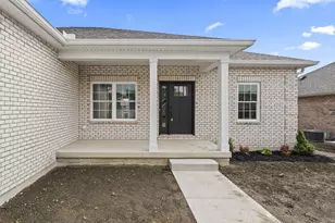 755 W Bentley Cir, Troy, OH 45373 - Photo 3
