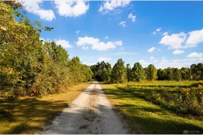 4245 W Wenger Road, Clayton, OH 45315 - Photo 7