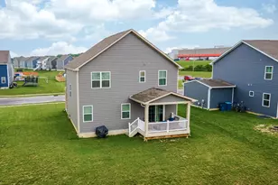 403 Sydney Dr, Tipp City, OH 45371 - Photo 7