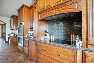 10568 N Casstown Sidney Rd, Piqua, OH 45356 - Photo 15