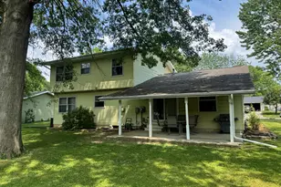 705 Magnolia St, Saint Marys, OH 45885 - Photo 3