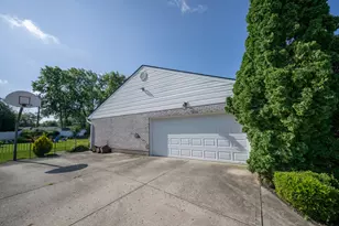 2540 Rebecca Dr, Springfield, OH 45503 - Photo 29