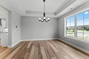 919 Cypress Pl, Tipp City, OH 45371 - Photo 7