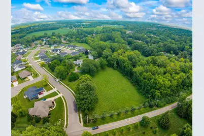 1550 Creekwood Drive, Troy, OH 45373 - Photo 3