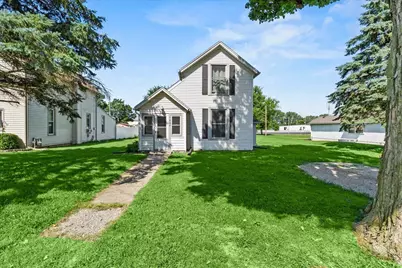 1236 S Detroit Street, Bellefontaine, OH 43311 - Photo 1