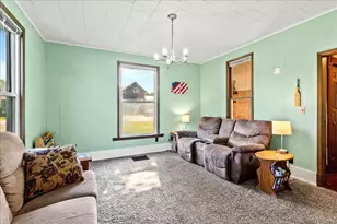 1236 S Detroit St, Bellefontaine, OH 43311 - Photo 9