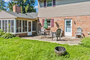 2215 Merrimont Dr, Troy, OH 45373 - Photo 9