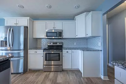 720 Sherwood Drive, Troy, OH 45373 - Photo 9