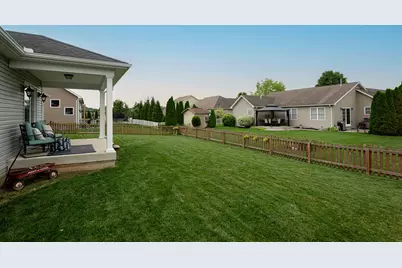 720 Sherwood Drive, Troy, OH 45373 - Photo 29