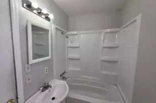 712 Columbia St, Saint Marys, OH 45885 - Photo 7