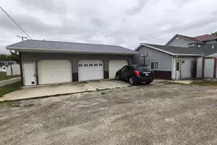 208 Market St, Rockford, OH 45882 - Photo 13