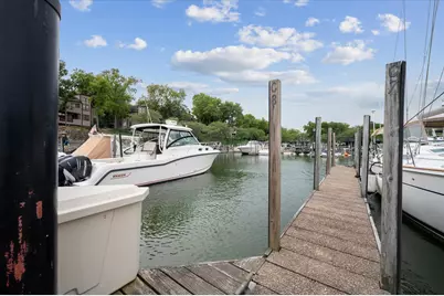 4333 Marin Woods #E, Port Clinton, OH 43452 - Photo 5