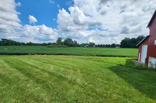 7337 E Lock Rd, Lewisburg, OH 45338 - Photo 9