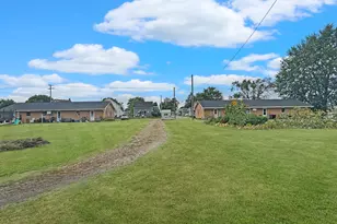 631 N Center St, Versailles, OH 45380 - Photo 11