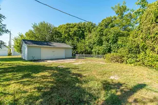 225 1st St, Piqua, OH 45356 - Photo 25