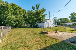 225 1st St, Piqua, OH 45356 - Photo 23