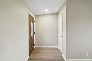 136 E Broadway St, Urbana, OH 43078 - Photo 7