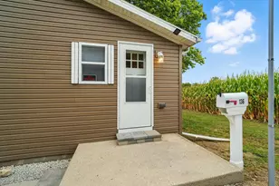 136 E Broadway St, Urbana, OH 43078 - Photo 5