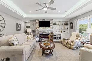 813 W Bentley Cir, Troy, OH 45373 - Photo 13