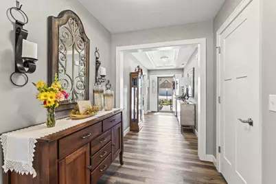 813 W Bentley Circle, Troy, OH 45373 - Photo 23