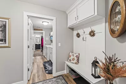 813 W Bentley Circle, Troy, OH 45373 - Photo 35