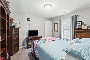 813 W Bentley Cir, Troy, OH 45373 - Photo 19