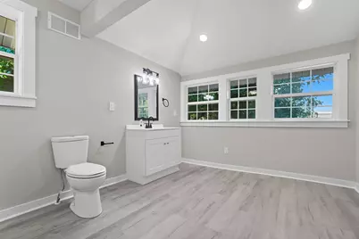 210 N Oakley Avenue, Columbus, OH 43204 - Photo 13