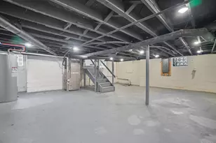 210 N Oakley Ave, Columbus, OH 43204 - Photo 21