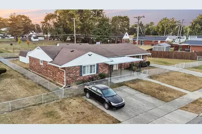 806 Candlewood Boulevard, Piqua, OH 45356 - Photo 1