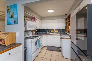 5912 Bavaria Pl, Dayton, OH 45424 - Photo 9