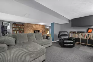 1495 W Choctaw Dr, London, OH 43140 - Photo 23