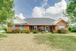 101 Sapphire St, Anna, OH 45302 - Photo 3