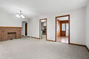 1002 S Market St, Troy, OH 45373 - Photo 9