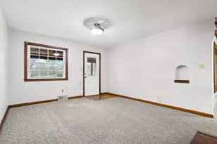 1002 S Market St, Troy, OH 45373 - Photo 11