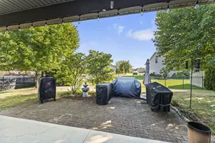 680 Loxley Ln, Troy, OH 45373 - Photo 33