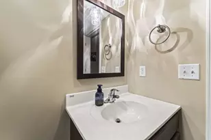 680 Loxley Ln, Troy, OH 45373 - Photo 29