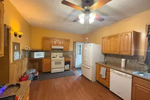 612 N Detroit St, Bellefontaine, OH 43311 - Photo 15