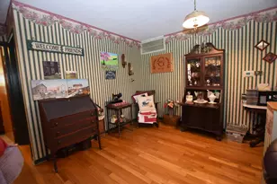 5889 Troy Rd, Springfield, OH 45502 - Photo 13