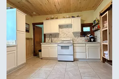 325 E Chillicothe Avenue, Bellefontaine, OH 43311 - Photo 31